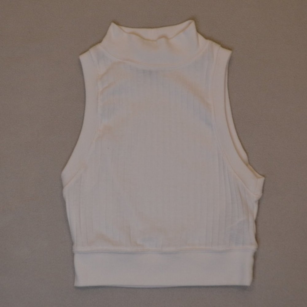 Forever 21 Mock Neck White Small Tank